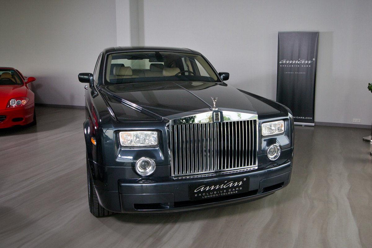 Rolls-Royce Phantom Limousine in Braun gebraucht in Köln für